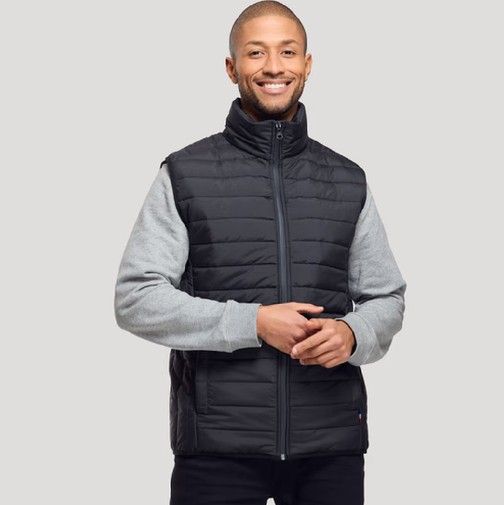 Bodywarmer personnalisable made in France Chamonix porté par un homme, idée de cadeau client textile